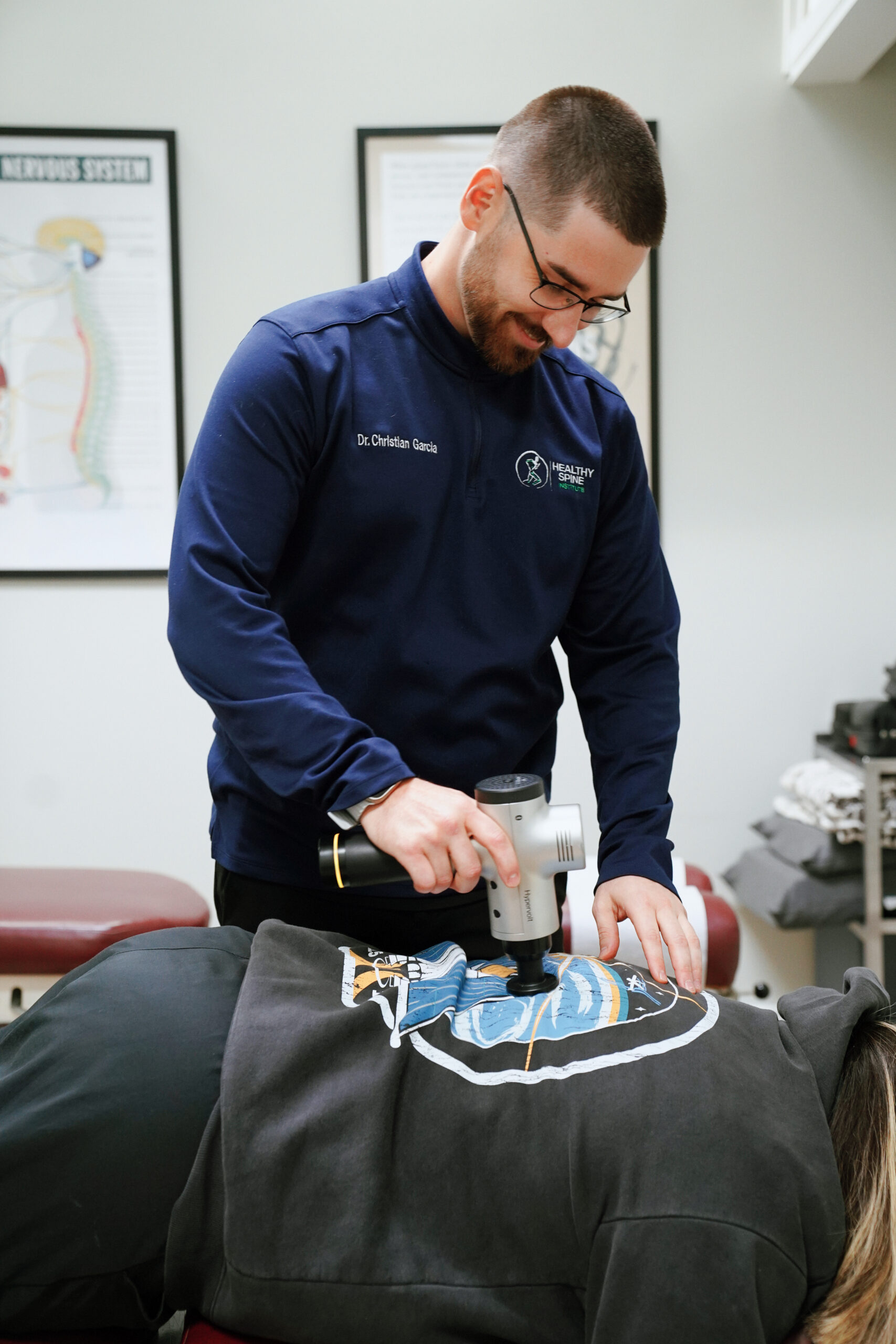 Chiropractic care at Healthy Spine Institute