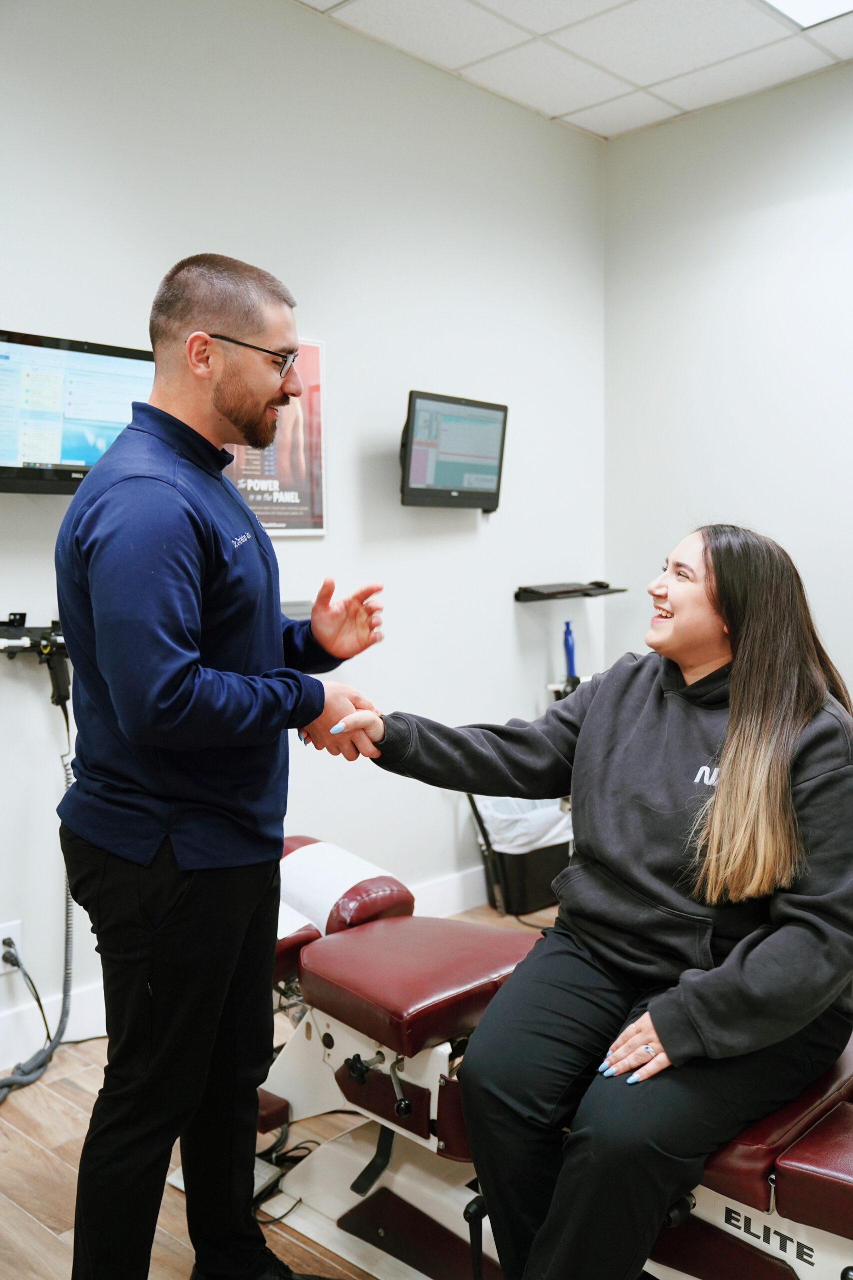 Chiropractic care at Healthy Spine Institute