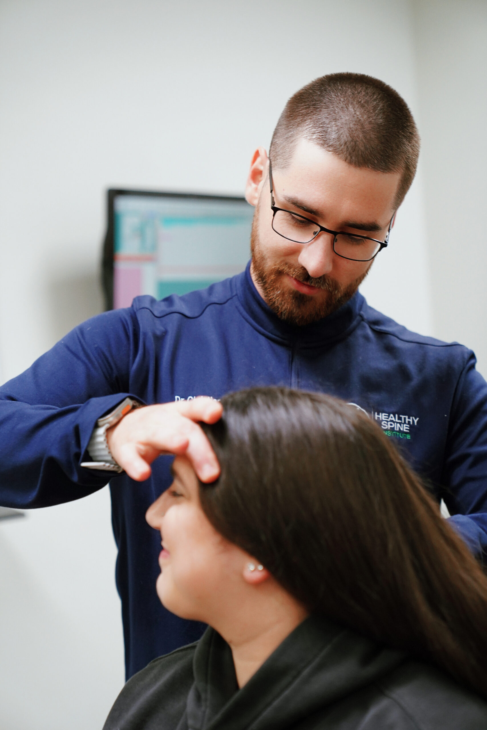 Chiropractic care at Healthy Spine Institute