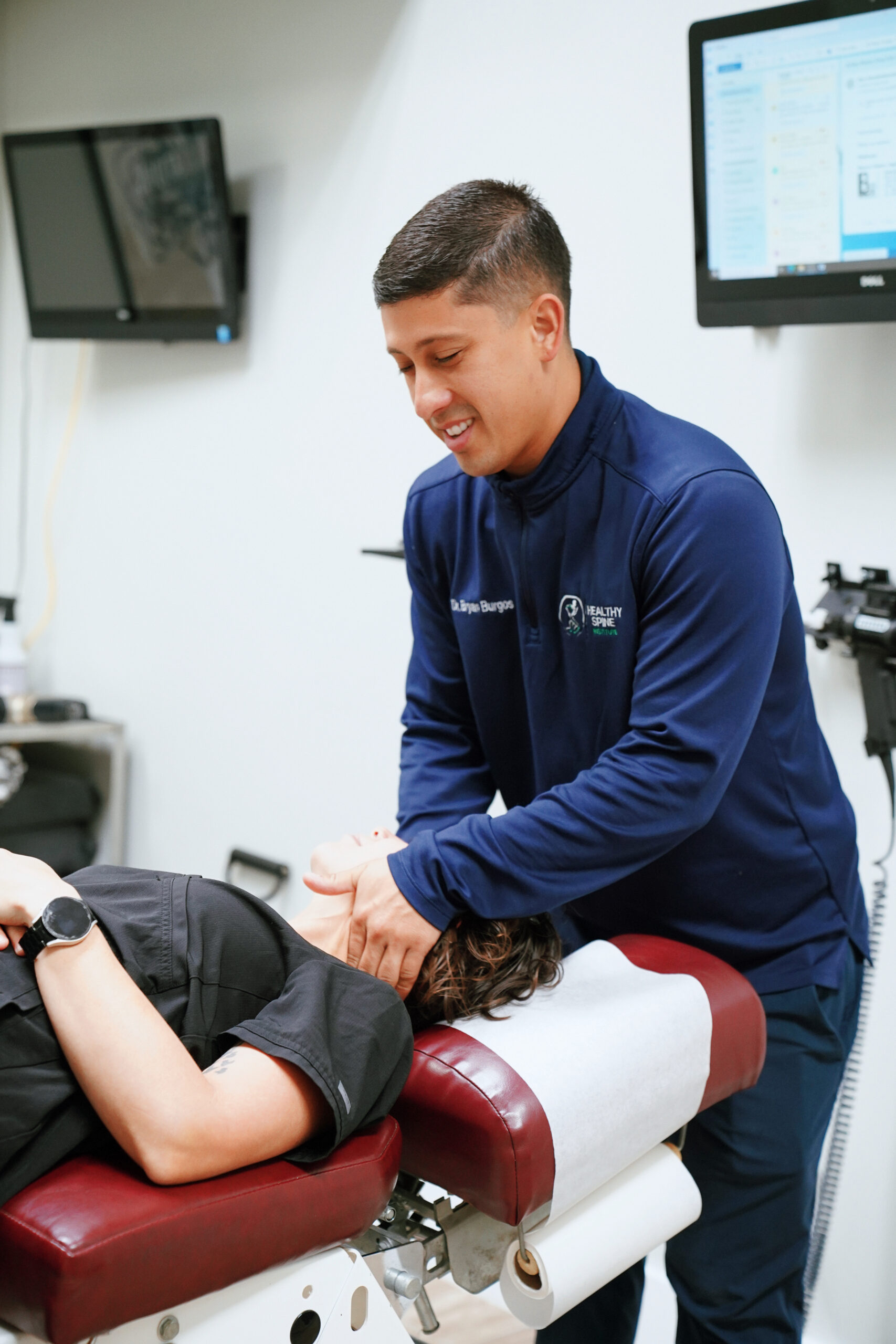 Chiropractic care at Healthy Spine Institute